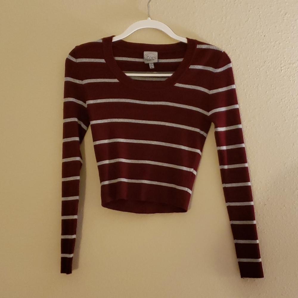 Long sleeve cropped shirt